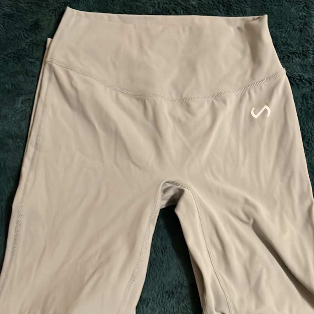 Tlf legging never worn